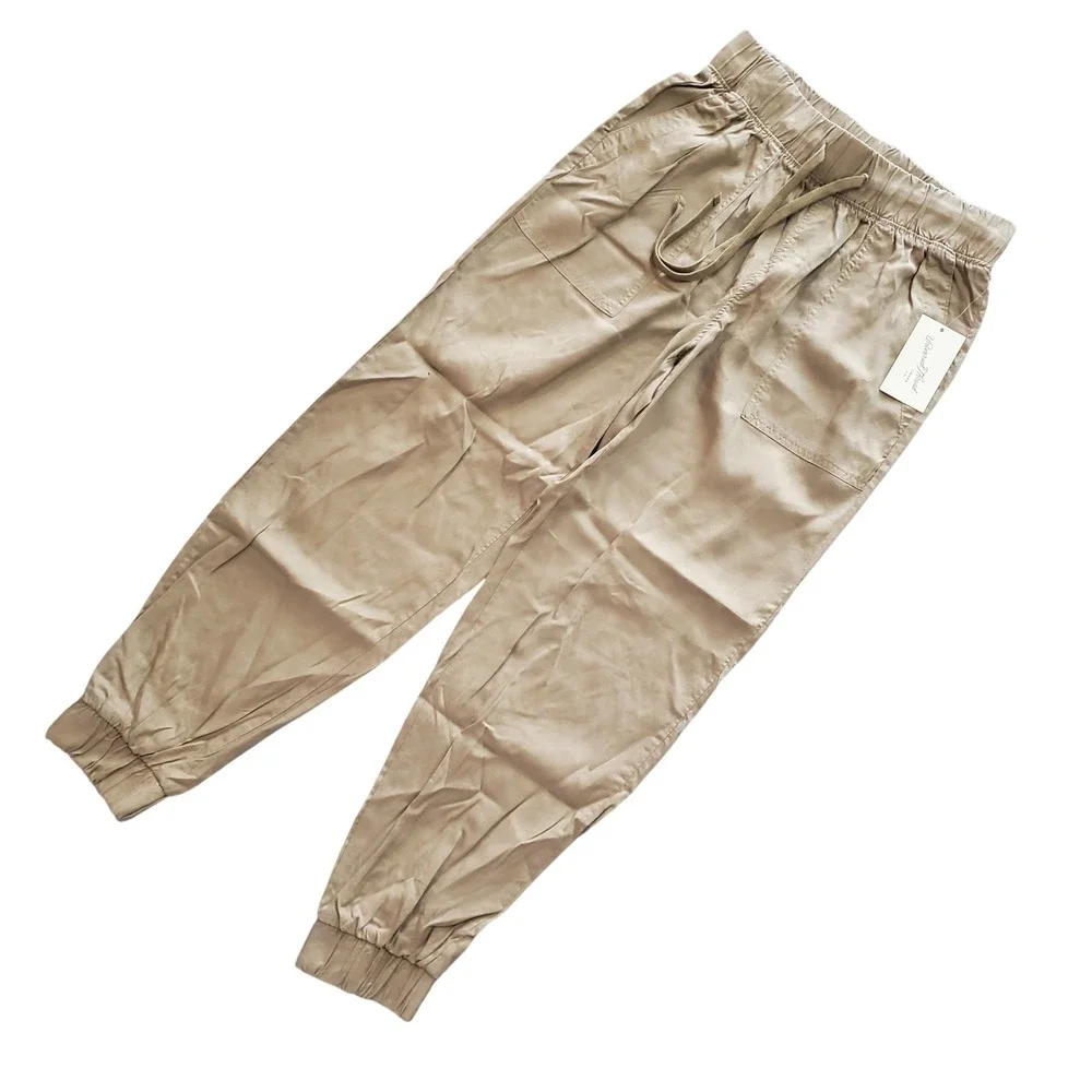 Universal Thread Tan Lyocell Jogger Pants Womens Small NWT High Rise Khaki - Picture 2 of 7